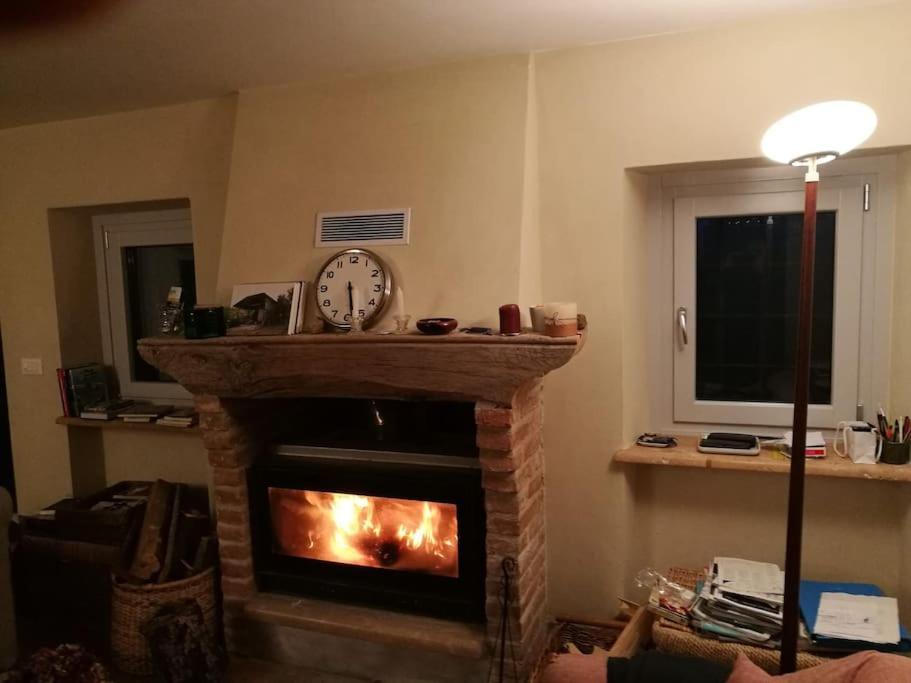 Casa Nel Verde Ca Dla Cola Mombasiglio Exteriör bild